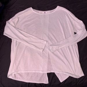 Women’s split back long sleeve tee shirt